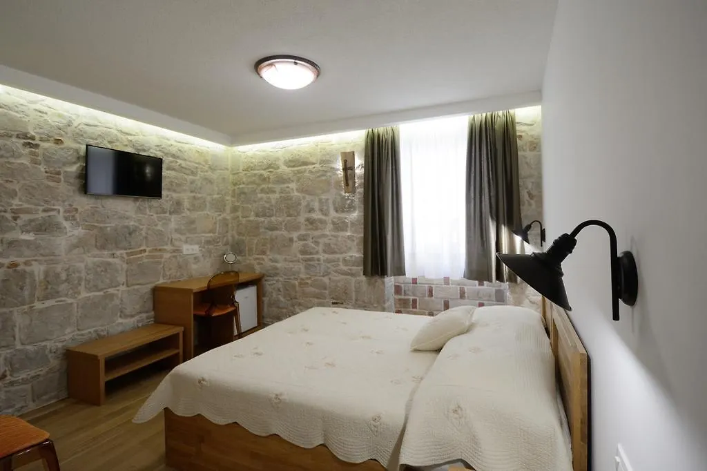 Villa Desideria Split 4*,